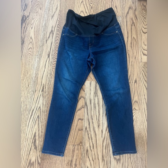 Isabel Maternity Skinny Jeans - Picture 1 of 4